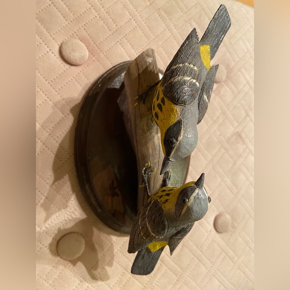 Hand made - Bird carving - magnolia warblers - handcrafted - Picture 2 of 7